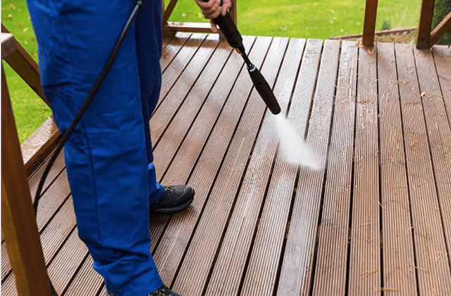 deck cleaning riverside