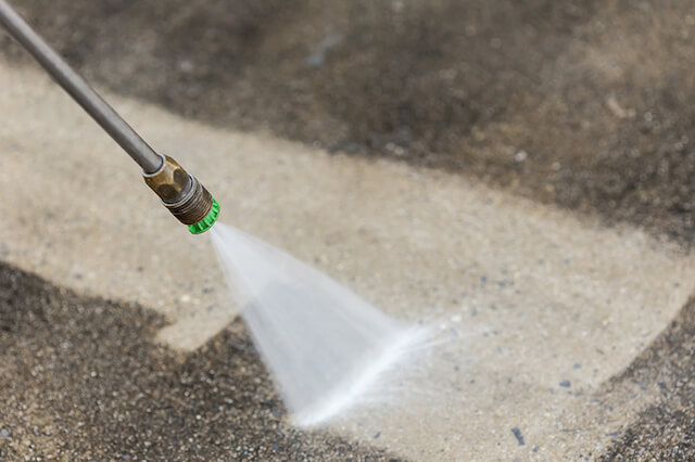 parking lot pressure washing in riverside